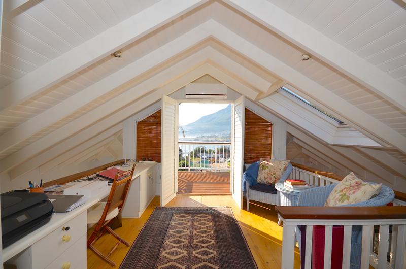 3 Bedroom Property for Sale in Camps Bay Western Cape